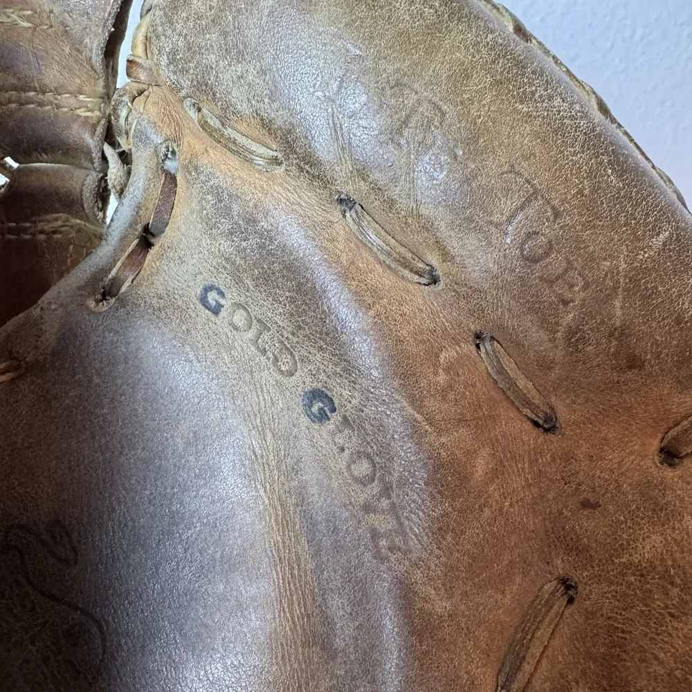 Vintage Rawlings Gold Glove Catchers Mitt HOH Lite Toe Left Hand 210 LTF USA